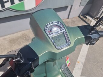 Lambretta V-Special 125i E5 - 7