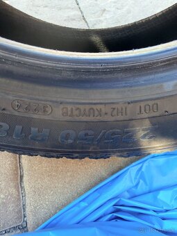 Kumho WinterCraft WS71 225/50 r18 99V - 7