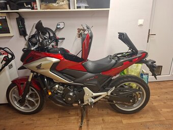 Honda  NC750XA - 7