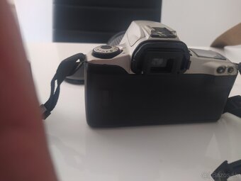 Canon EOS 300 - 7