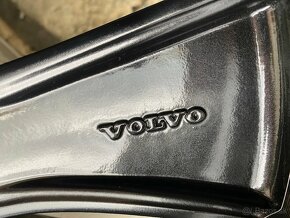 Nová orig. Alu kola Volvo V90,S90 255/40/19 letní 100% DOT23 - 7