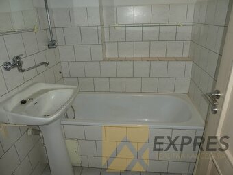 RK EXPRES - PREDANÝ 2 izbový byt v Handlovej. - 7