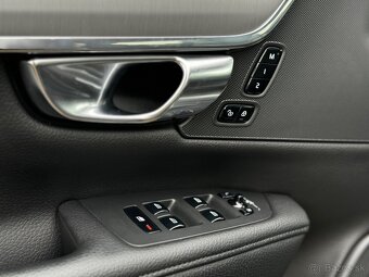 Volvo V90 D4,Momentum,4x4, A/T - 7