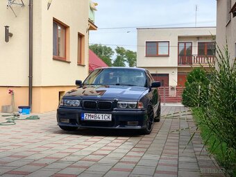 BMW 3 Coupé 320i - 7