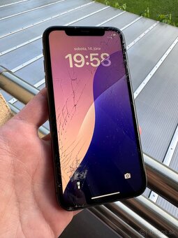 Predám Apple iPhone 11 64gb Čierny - 7