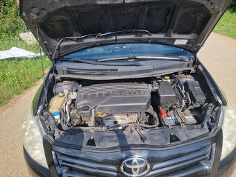 Toyota Auris 1.3 vvti 2010 benzín 73 kw - 7