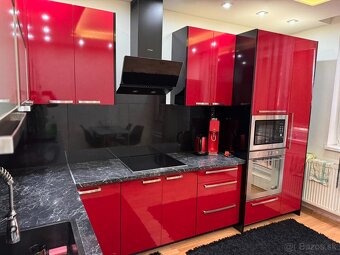 Kuchynská linka s príslušenstvom a kvalitných materiálov - 7