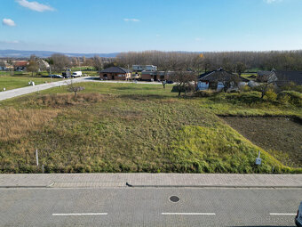 Veľké kostoľany - Vysielač - Najväčší pozemok v lokalite - 7