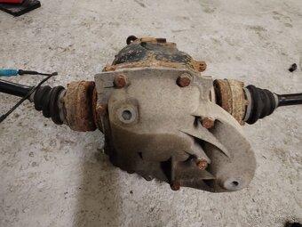 Diferenciál BMW 3 aj polovičná os - 7