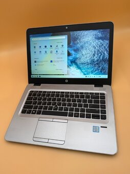 Notebook HP EliteBook 840 G3 i5-6200U / 6GB RAM / SSD + HDD - 7