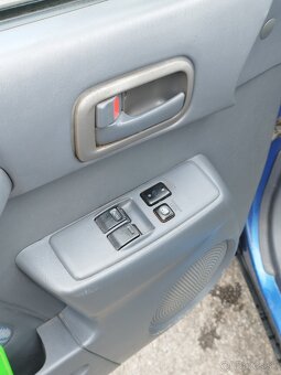 Toyota RAV4 - 7