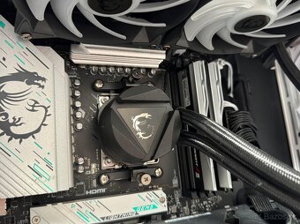 Ryzen 7 7800X3D\32GB\RTX 4070\SSD\850W Zdroj - 7