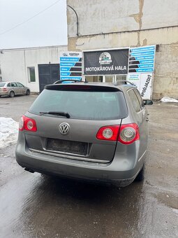Rozpredám passat b6 2.0 tdi m6 combi sivy - 7