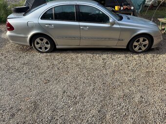 Na náhradné diely – Mercedes-Benz E 270CDI (W211) - 7