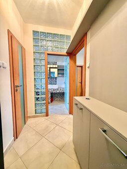 Na prenájom 1i. zariadený byt, BA-Nové Mesto, Vajnorská ul - 7