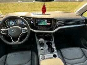 Predám VW Touareg 3.0 V6 TDI SCR Elegance - 7