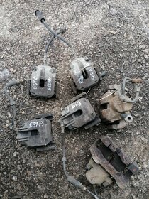 Brzdové strmene bmw e39 e46 e53 e60 e70 - 7