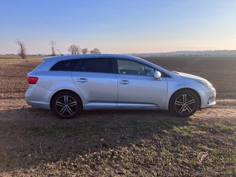 Toyota Avensis kombi 2.0D T27 - 7