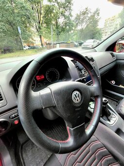 Volkswagen Golf V – r. 2005, 1.4 Benzín (55 kW) - 7
