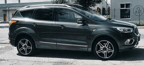 Ford Kuga 1.5 EcoBoost VIGNALE Plus AWD A/T Odpočet DPH: - 7