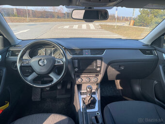 Predám Škodu Octavia 1.6 TDI Elegance - 7
