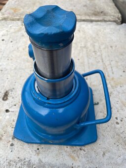 Ptedám nový veľmi nízky hydraulický zdvihák 10t. - 7