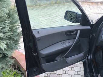 BMW X3 x drive 3,0 nafta 150kw automat - 7