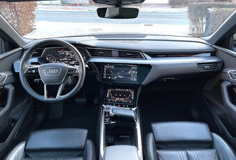 Audi e-tron, S370kW Quattro,B&O,Matrix,HUD,11/2021 - 7