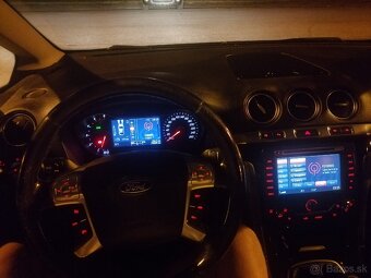 Predám Ford S-Max 2011 - 7