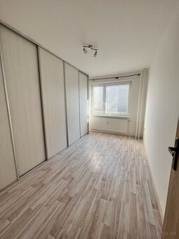 Nasťahuj sa- Kompletne zrenovovaný a zariadený 3 izbový byt - 7