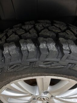 Volkswagen Amarok - 7