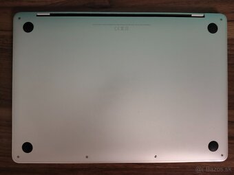 MacBook Pro 2017 | i5 • 16GB • 256GB SSD - 7