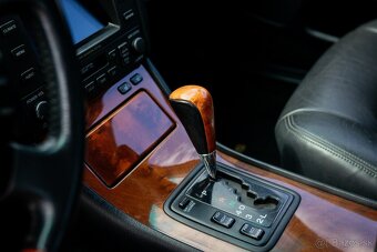 Predám Lexus LS 400 - 7