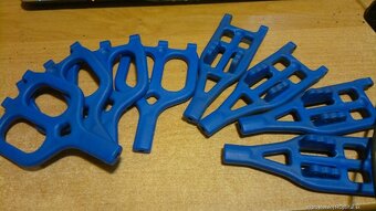 Rc Traxxas EMAXX - 7