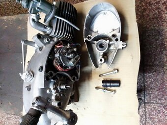 Predám motor po g o Jawa 20 - 7