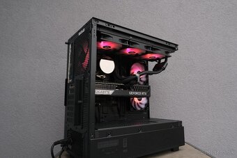Herný PC, Ryzen 7 9800X3D, RTX 5080, 64GB RAM, 2TB SSD - 7