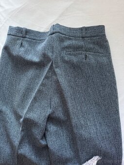 Zachovaly pánsky oblek - 7