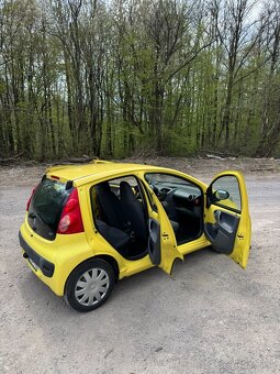 Peugeot 107 1.0 Benzín - 7