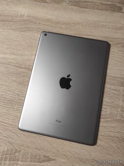 9,7" tablet iPad 6 gen / 128GB TOP stav+klávesnica - 7