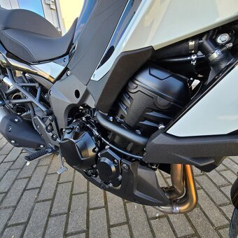 Kawasaki Versys 1100 S model 2025 biely - 7