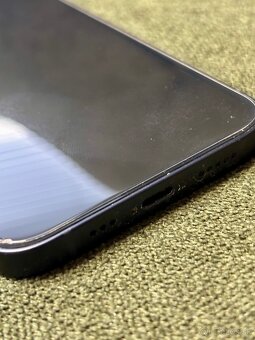 iPhone 12 - Black 64GB - 7