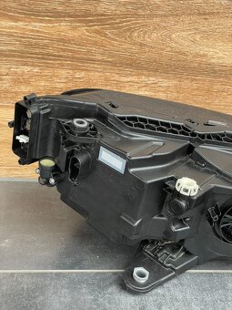 svetlo Superb full led - 7