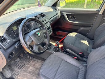 Predám v celku škoda Fábia 1.2 tsi - 7