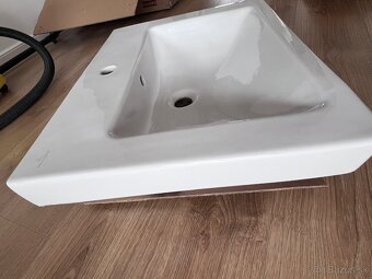Umyvadlo závesné Villeroy & Boch Subway 2.0 - 7