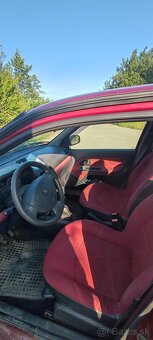 Renault Clio - 7
