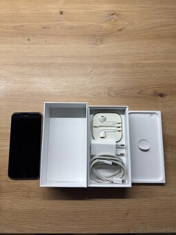 Apple iPhone 6 - Space Gray - 7