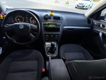 Škoda Octavia II 1.6 MPI LPG - 7