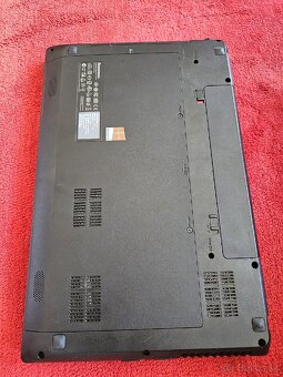 Lenovo G585 serie 15,6" - 7