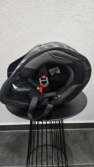 Prilba Cassida - 7