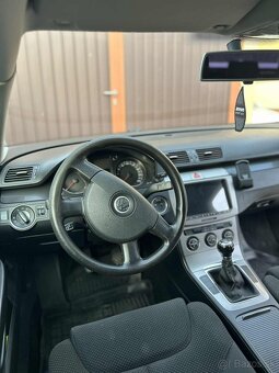 Predám VW Passat B6 1.9 TDI - 7